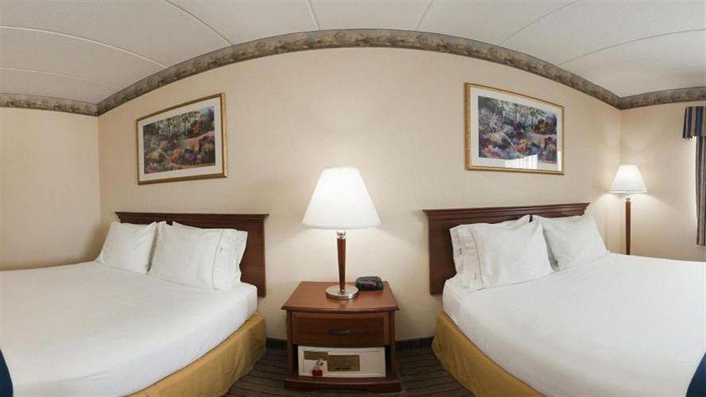 Holiday Inn Express Roseville-St. Paul By Ihg מראה חיצוני תמונה