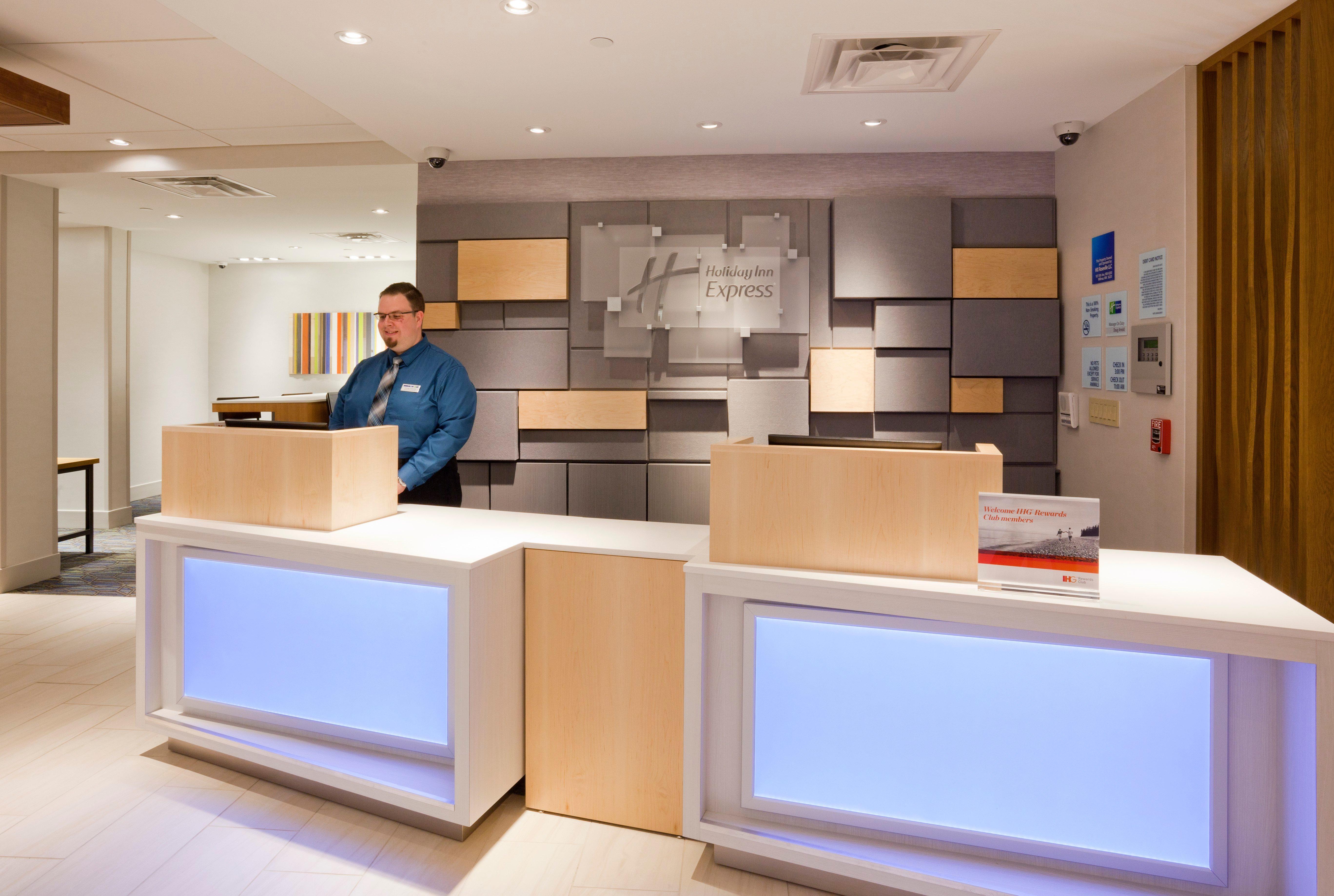 Holiday Inn Express Roseville-St. Paul By Ihg מראה חיצוני תמונה