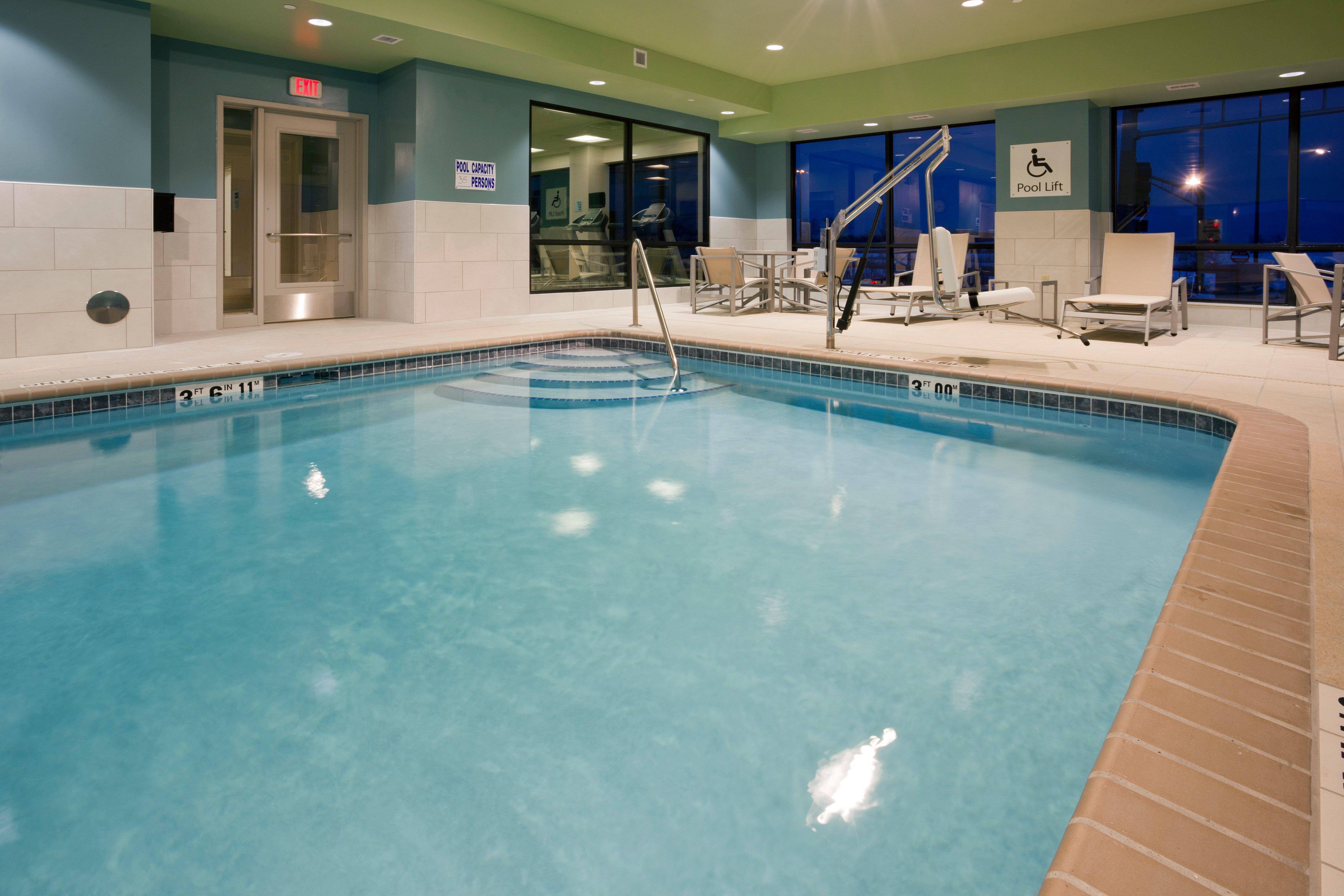 Holiday Inn Express Roseville-St. Paul By Ihg מראה חיצוני תמונה